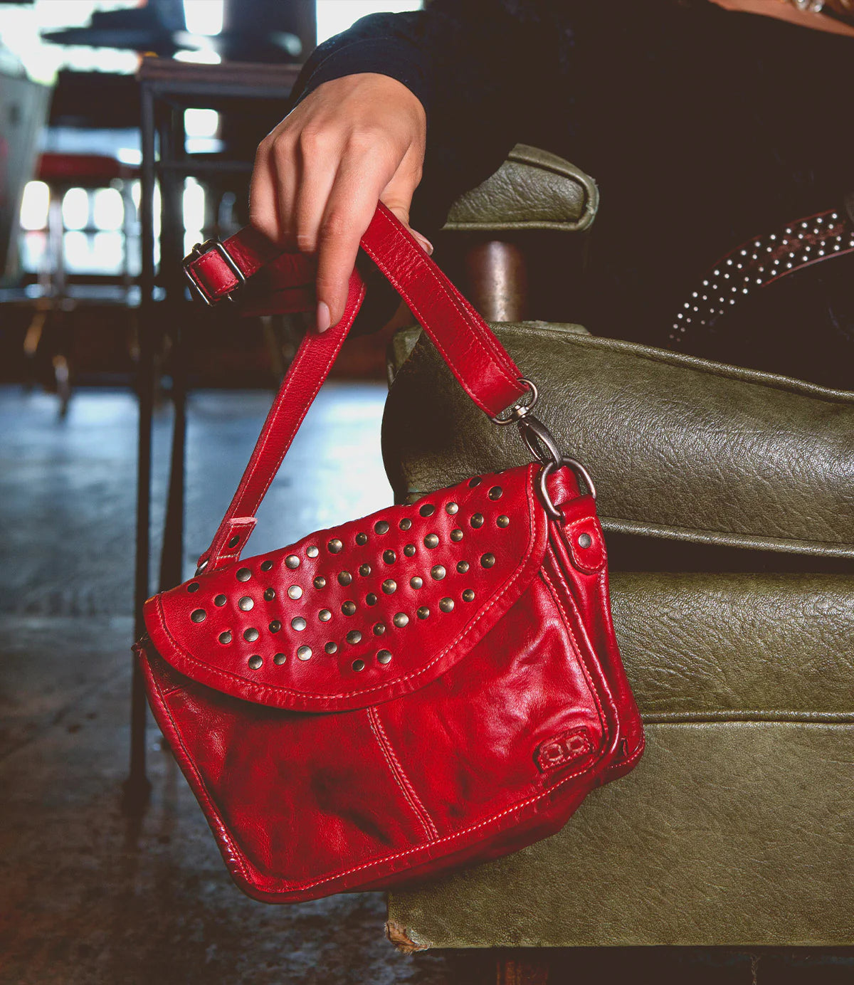 Bed Stu- Occurrence Cross Body- Color Red DD