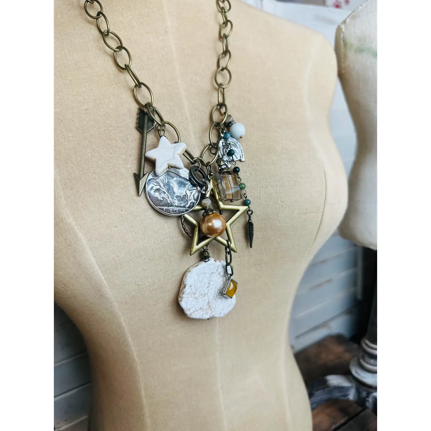 Dutton Natural Necklace