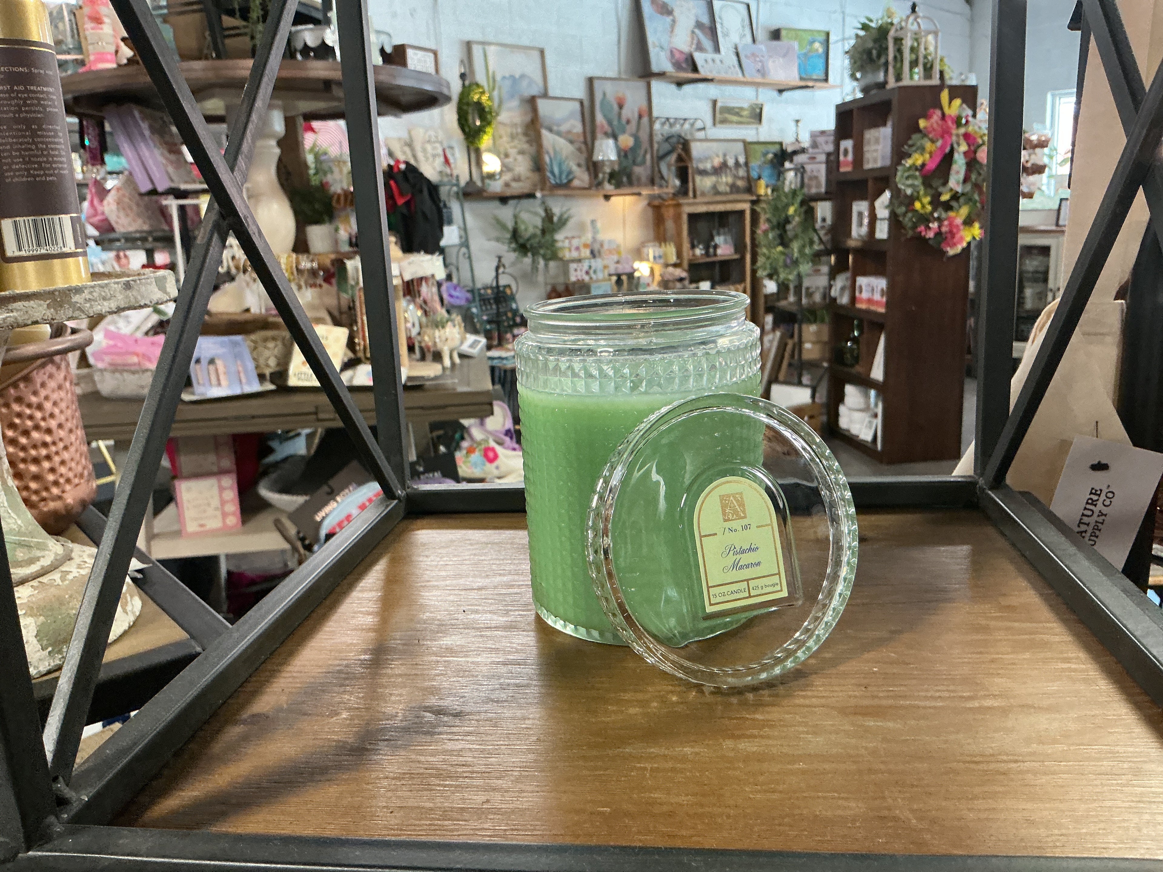 Pistachio Macaron 15 oz Candle