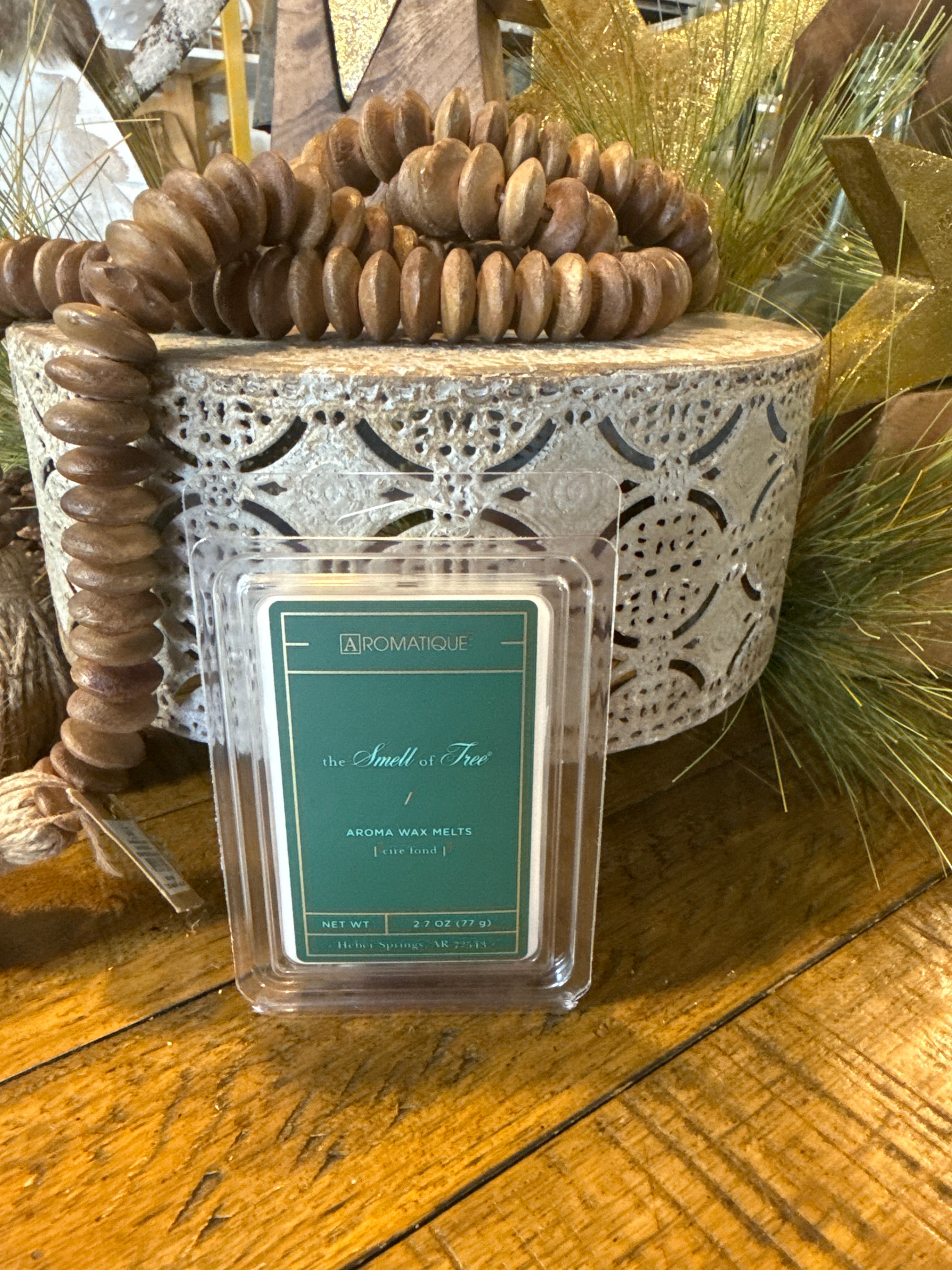 The smell of tree wax melt