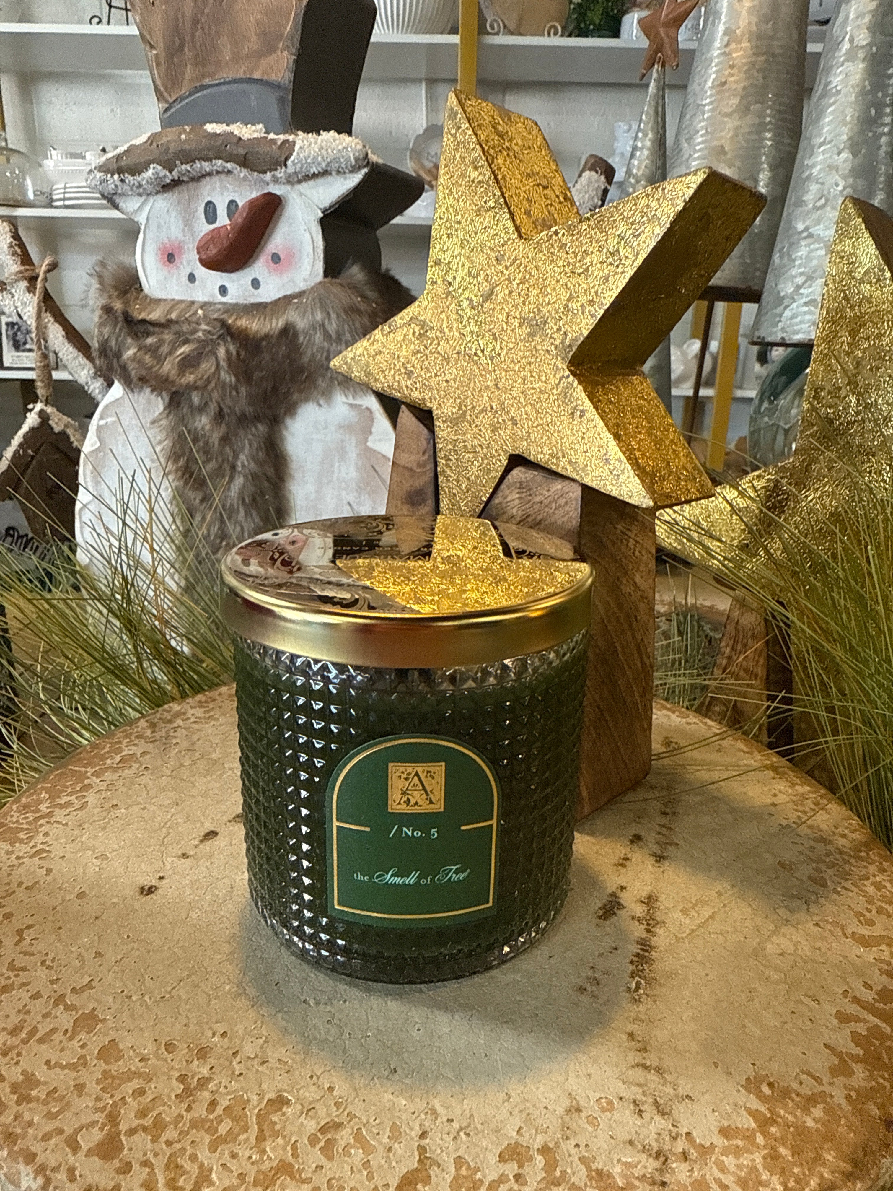 Th Smell of Tree - 6 oz candle