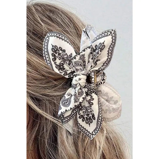 Black & White Paisley Claw Clip