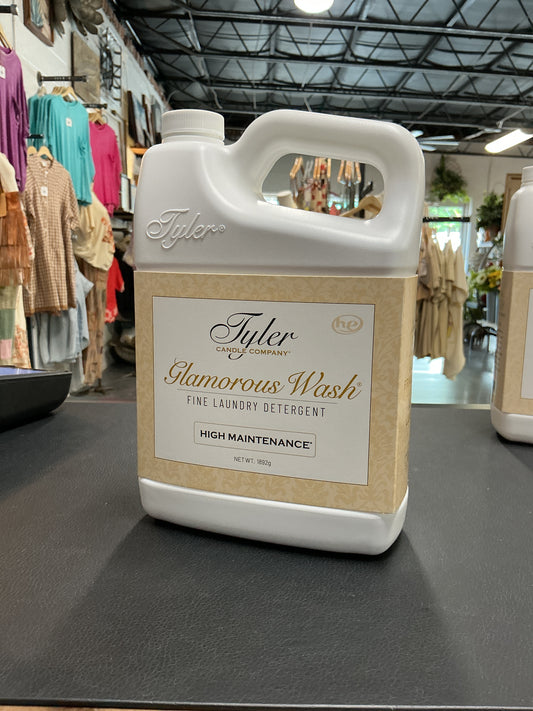 64 oz Glamorous Wash- High Maintenance
