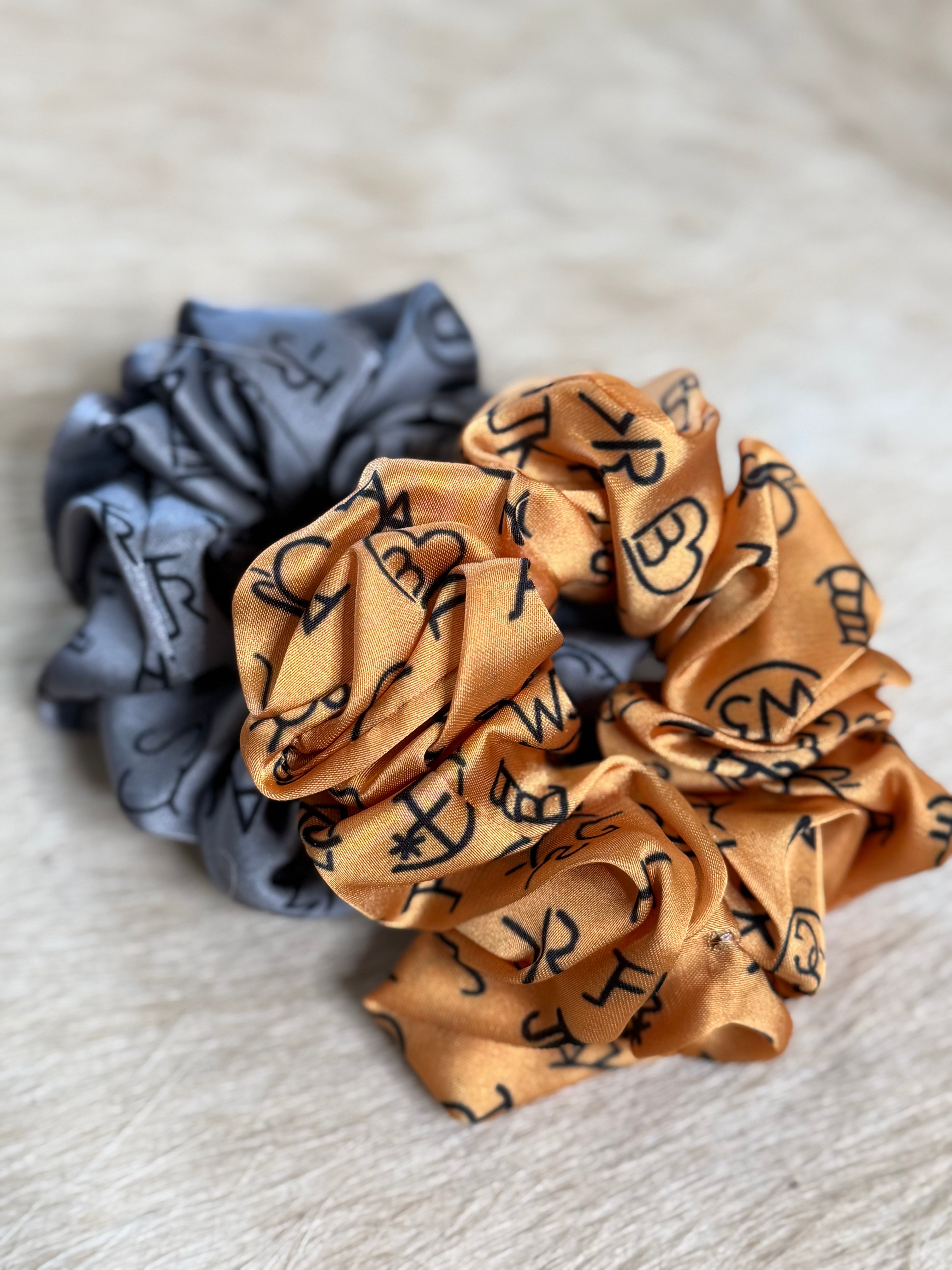 Silk Cattle Brand Scrunchie (grey)