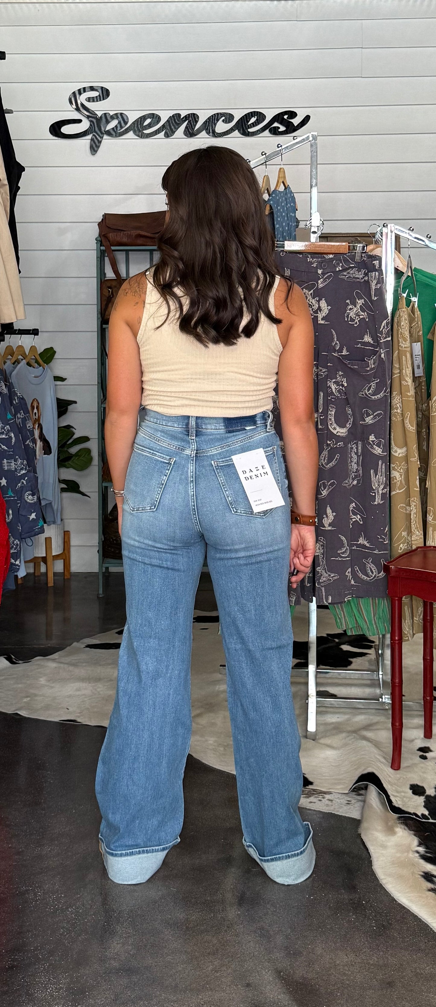 Far Out - High Rise - Wide Leg