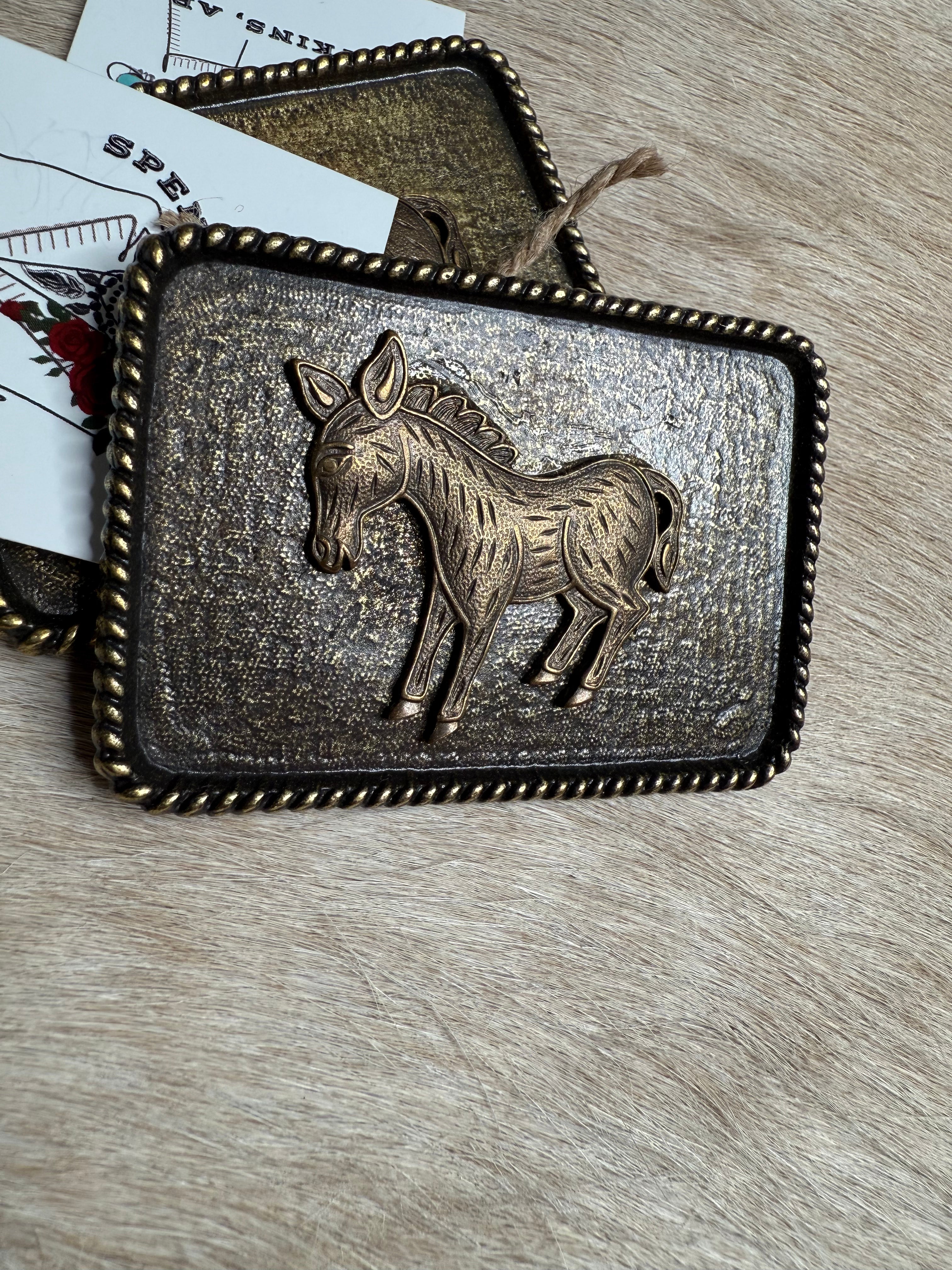 Donkey Buckle