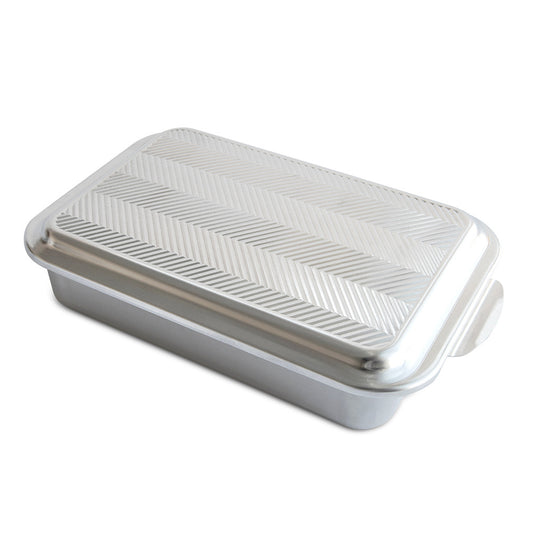 Classic 9 x 13 Pan with Embossed Prism Lid